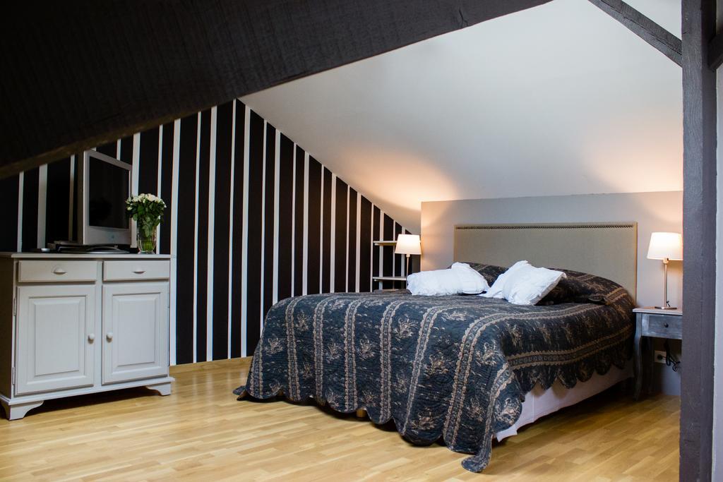 Bed and Breakfast Lequatorze Compiègne Camera foto